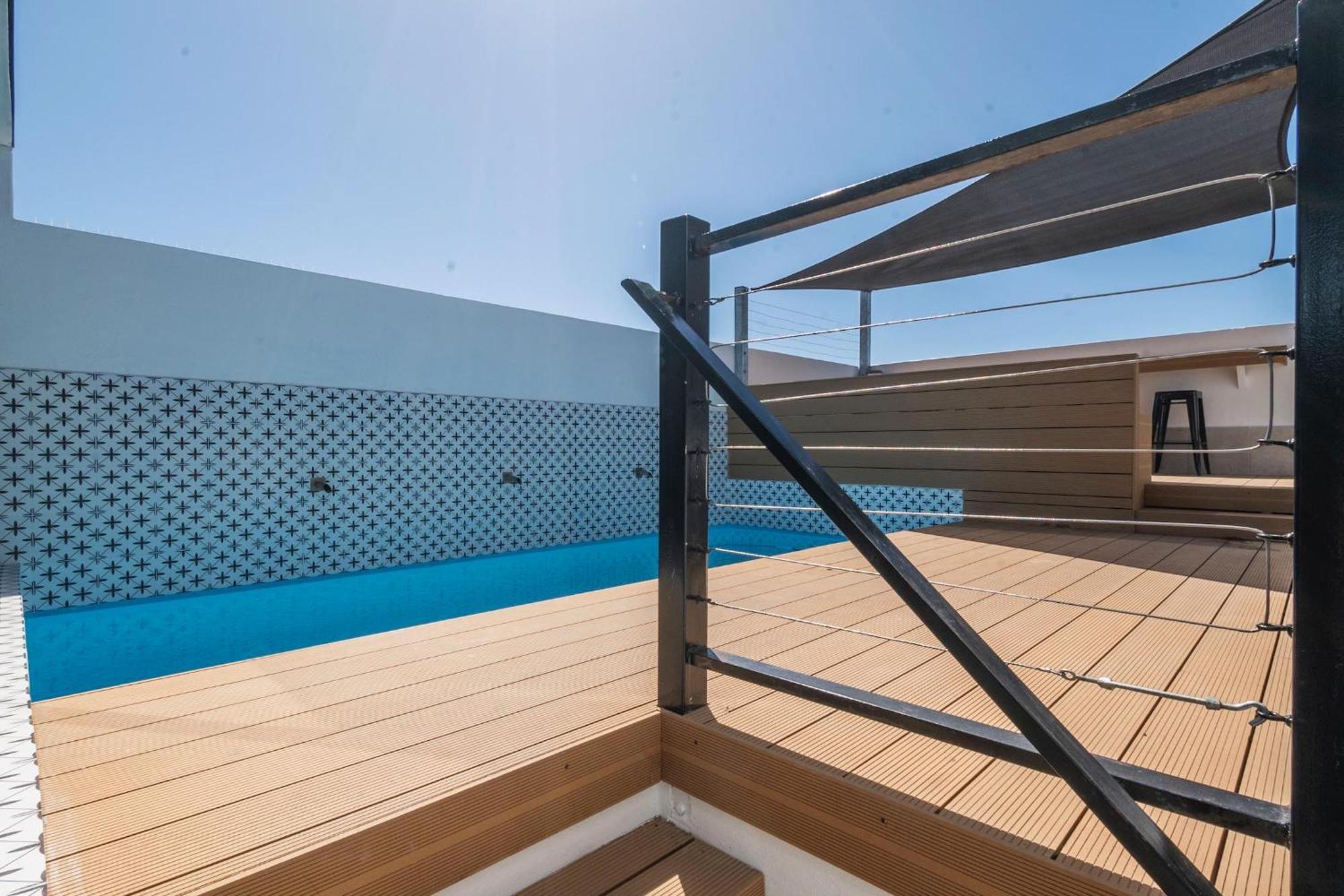 Apartment Metropole Green Point: Chic 2nd Floor Cape Town